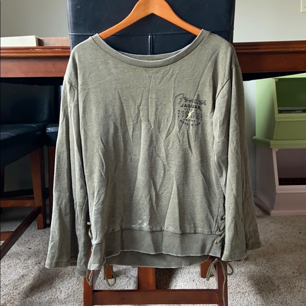 Wide sleeve sweater